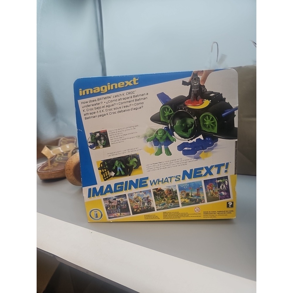 Imaginext DC Super Friends Batsub Batman Figure, A Cage & A Killer Croc Bat Sub - Picture 5 of 5